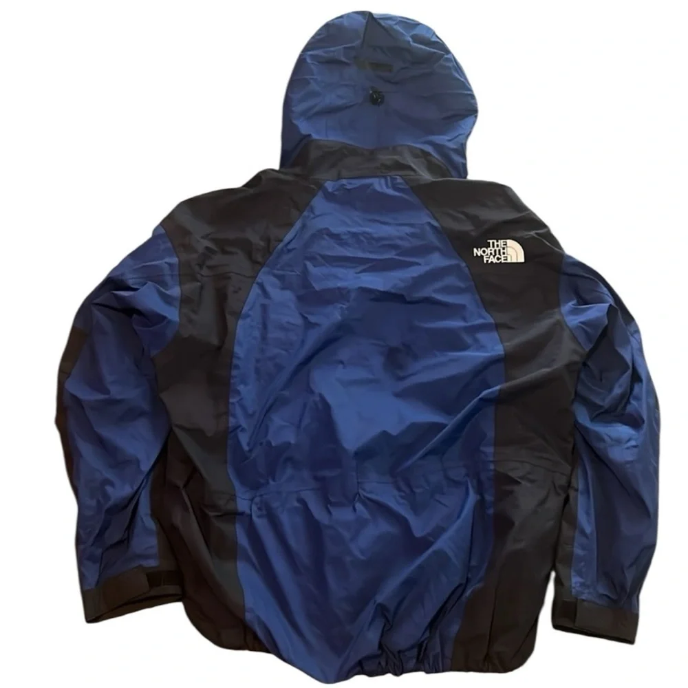 The North Face GORE-TEX Summit Series ski and snowboarding Mountain Jacket